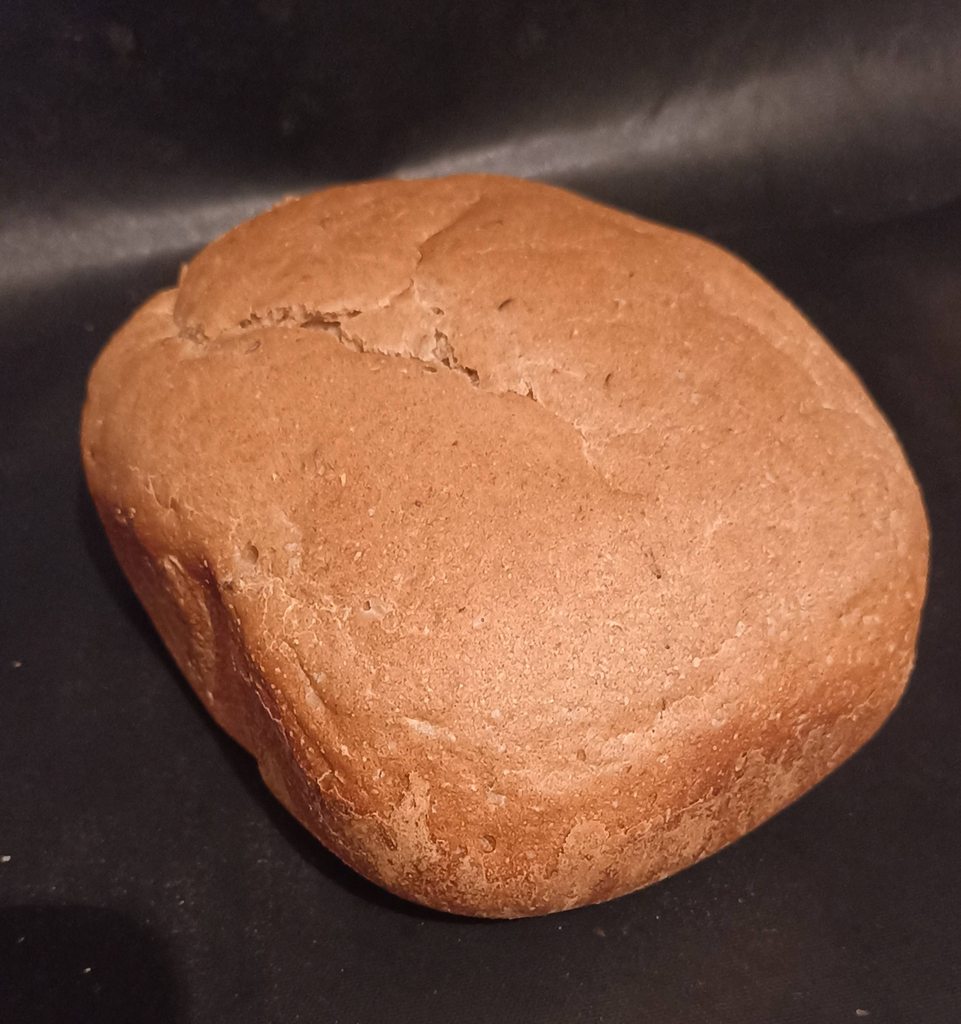 Хлеб «Малыш» с отрубями, цельнозерновой и ржаной мукой (400 г)