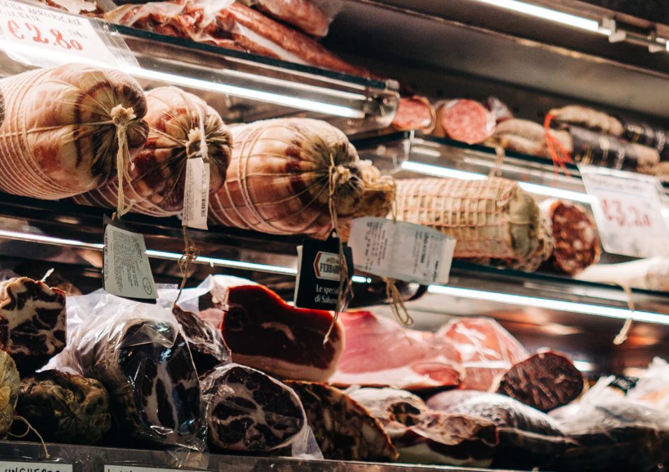 Вызывает ли обработанное мясо слабоумие?