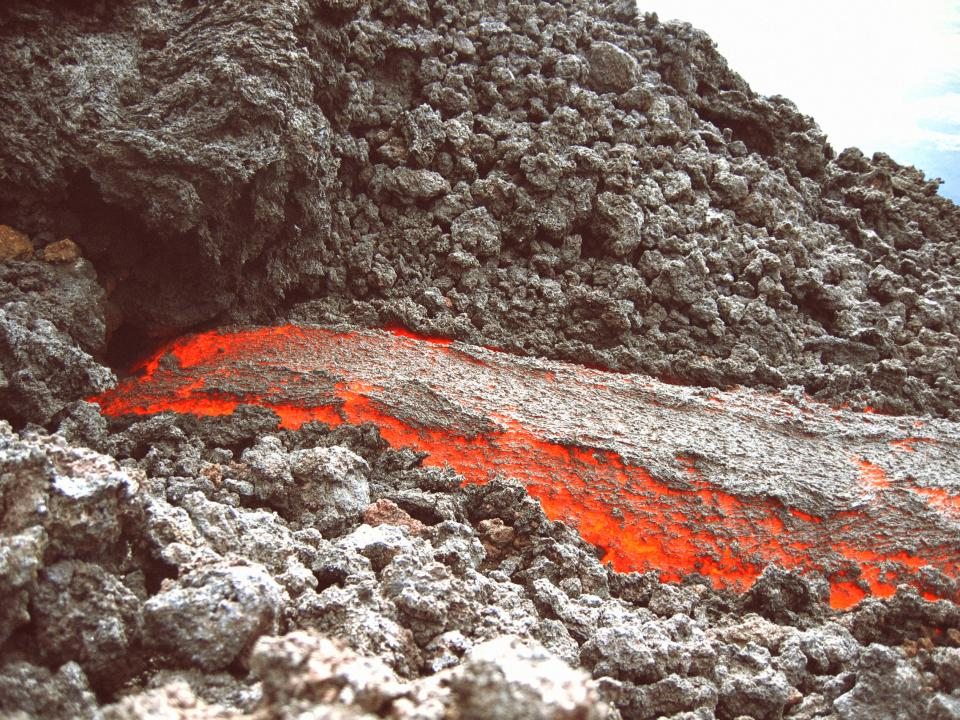 Огромное извержение вулкана нарушило климат, но не человеческую эволюцию