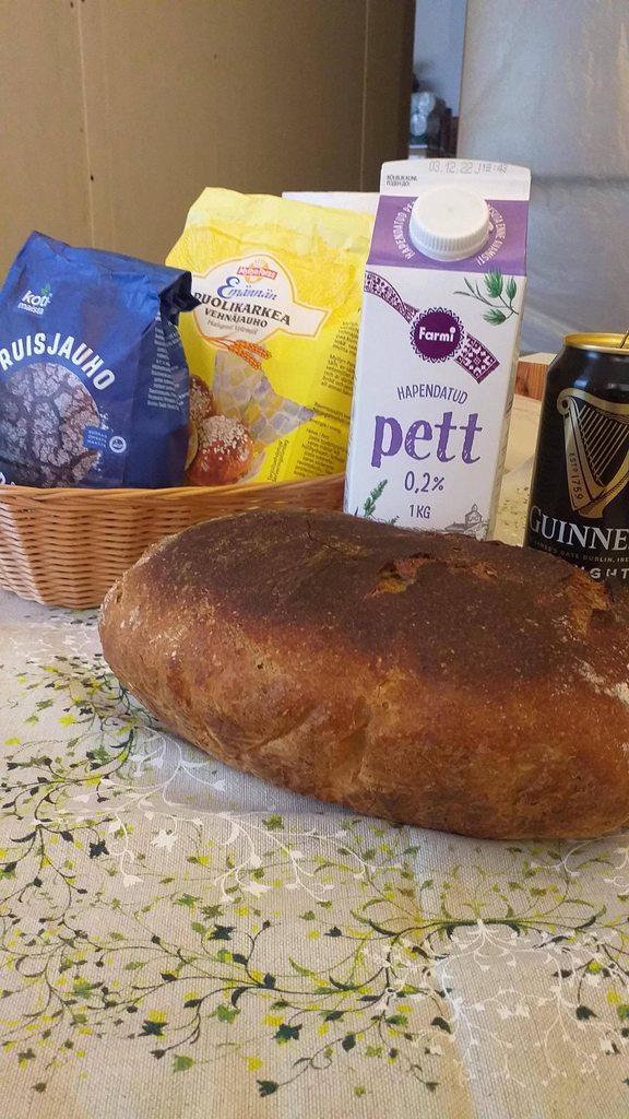 Ирландский хлеб на "Гиннессе" и пахте без замеса
