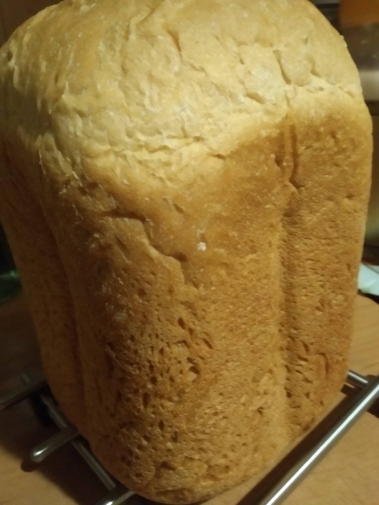 Хлебопечка Gorenje BM1400E