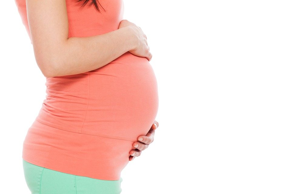 Новое исследование выявило факторы риска, связанные с низким весом при рождении